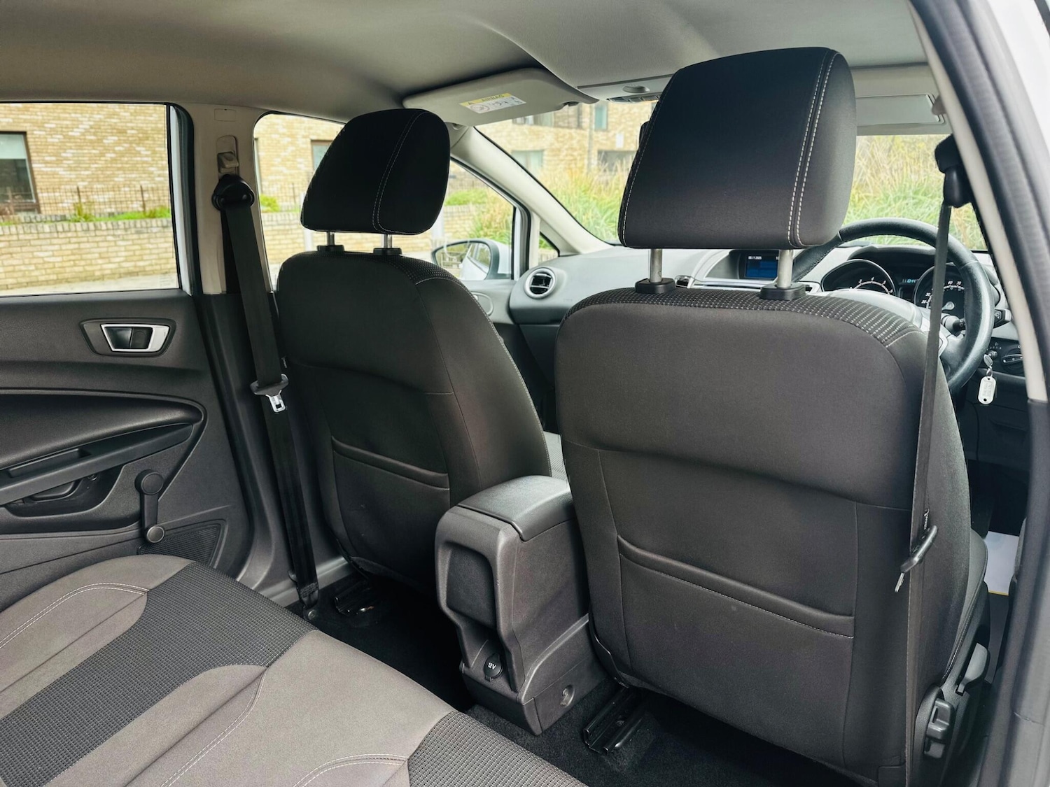 Used Ford Fiesta 2015 for sale - 76552109: Photo 53