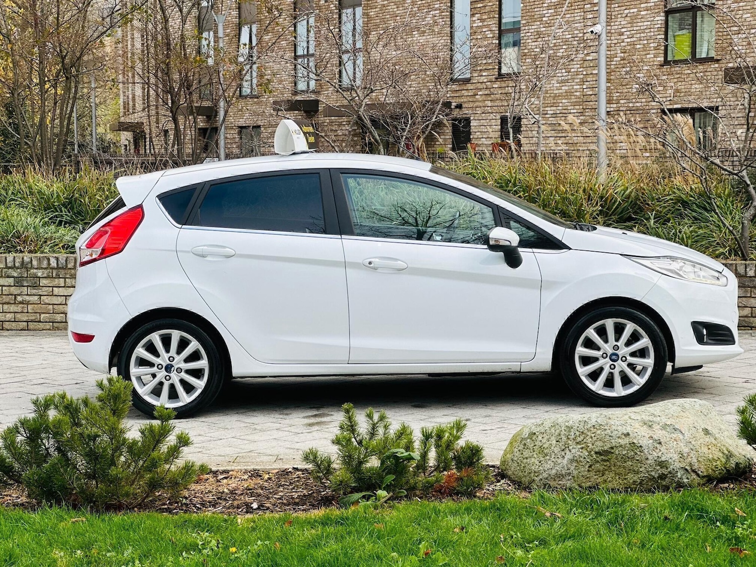 Used Ford Fiesta 2015 for sale - 76552109: Photo 7