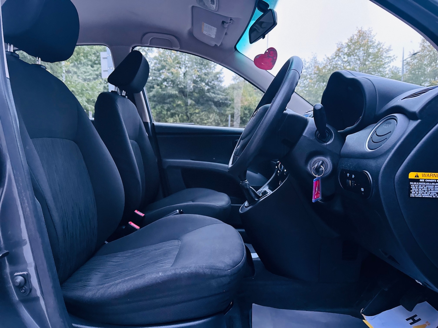 Used Hyundai i10 2013 for sale - 76076074: Photo 42