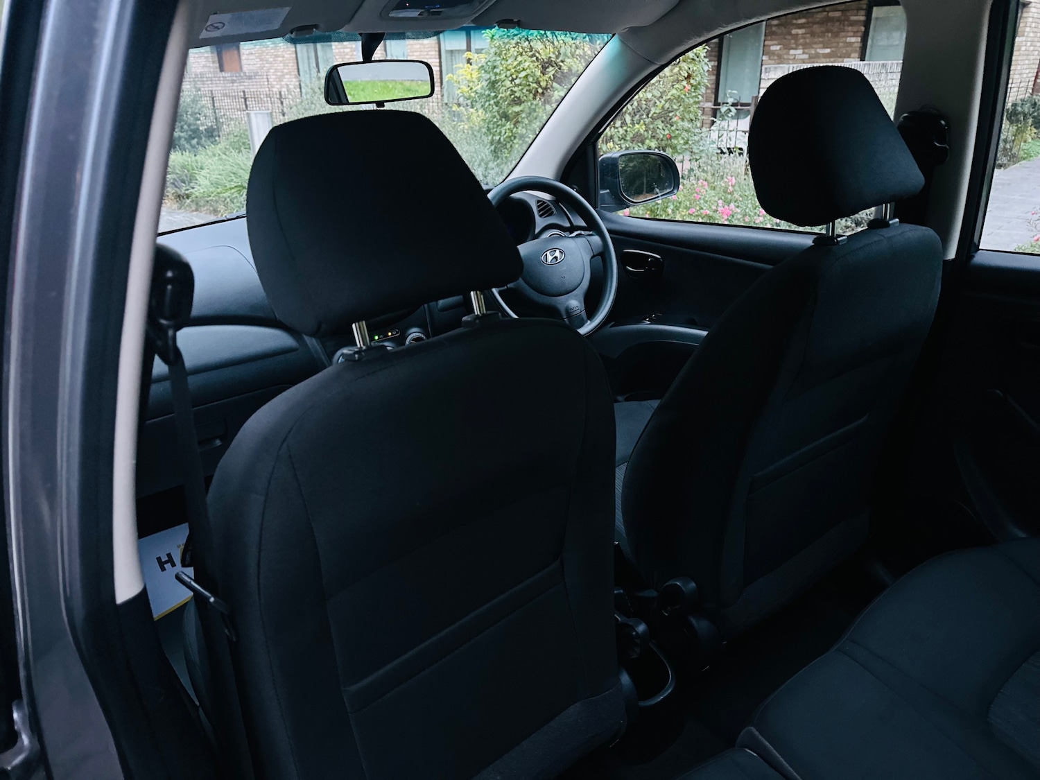 Used Hyundai i10 2013 for sale - 76076074: Photo 47