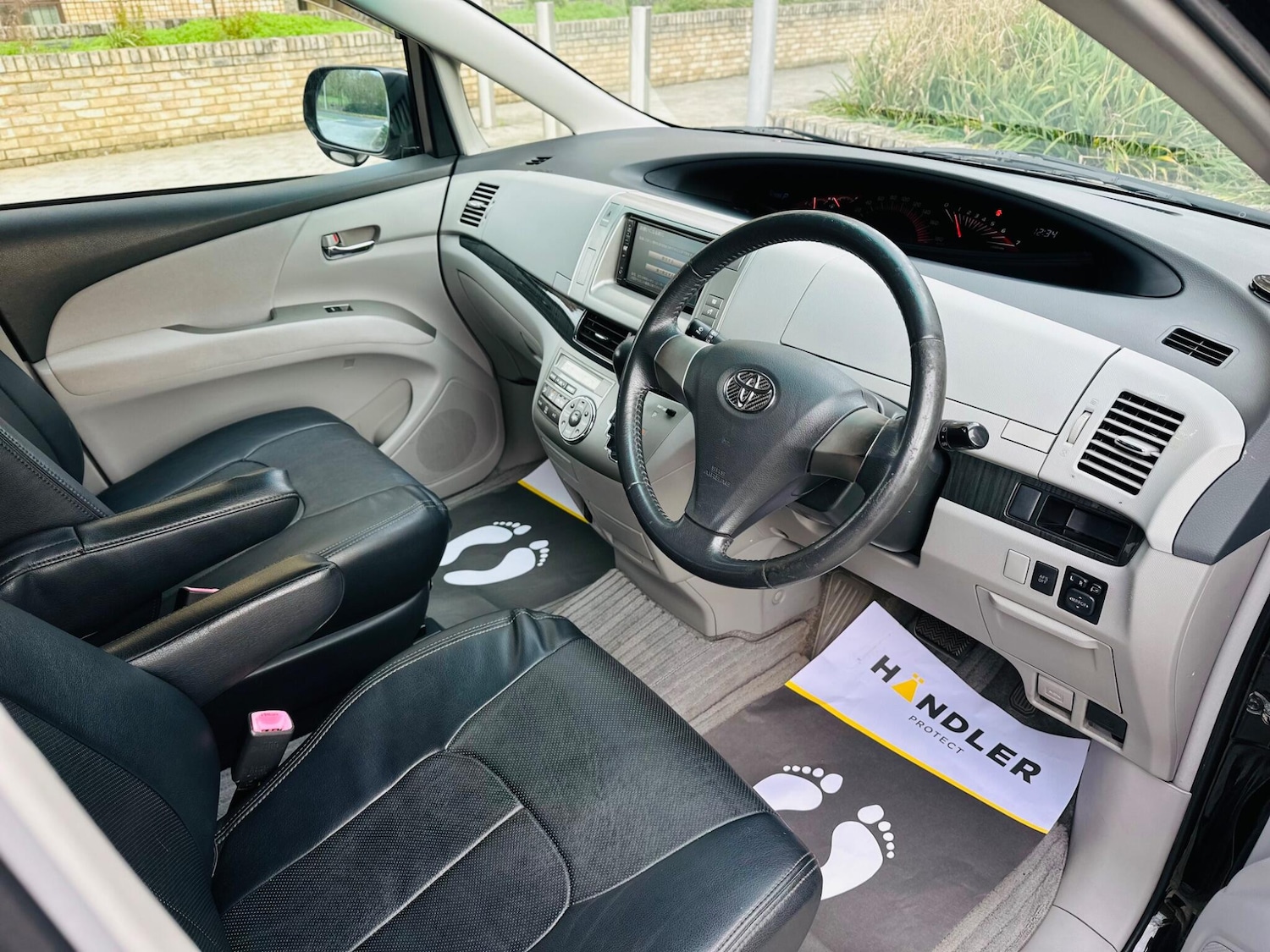 Used Toyota Estima 2025 for sale - 76557829: Photo 11