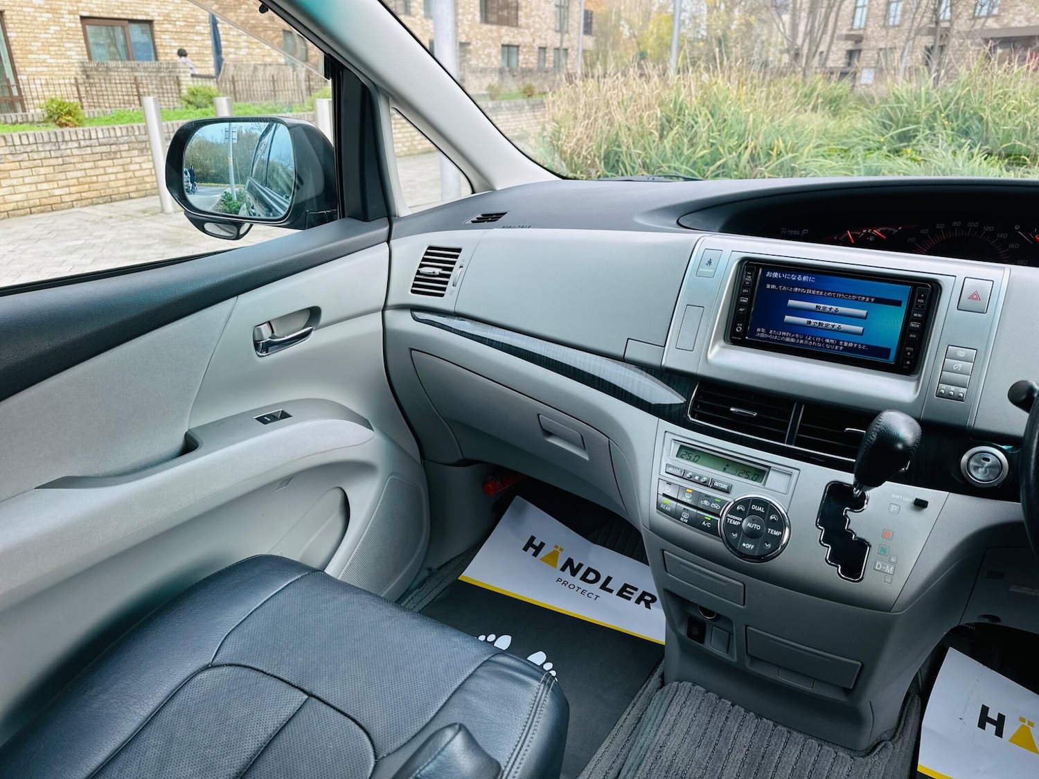 Used Toyota Estima 2025 for sale - 76557829: Photo 15