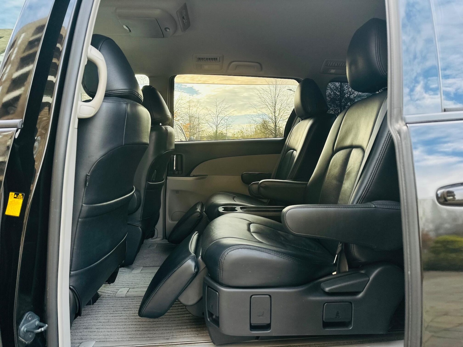 Used Toyota Estima 2025 for sale - 76557829: Photo 35