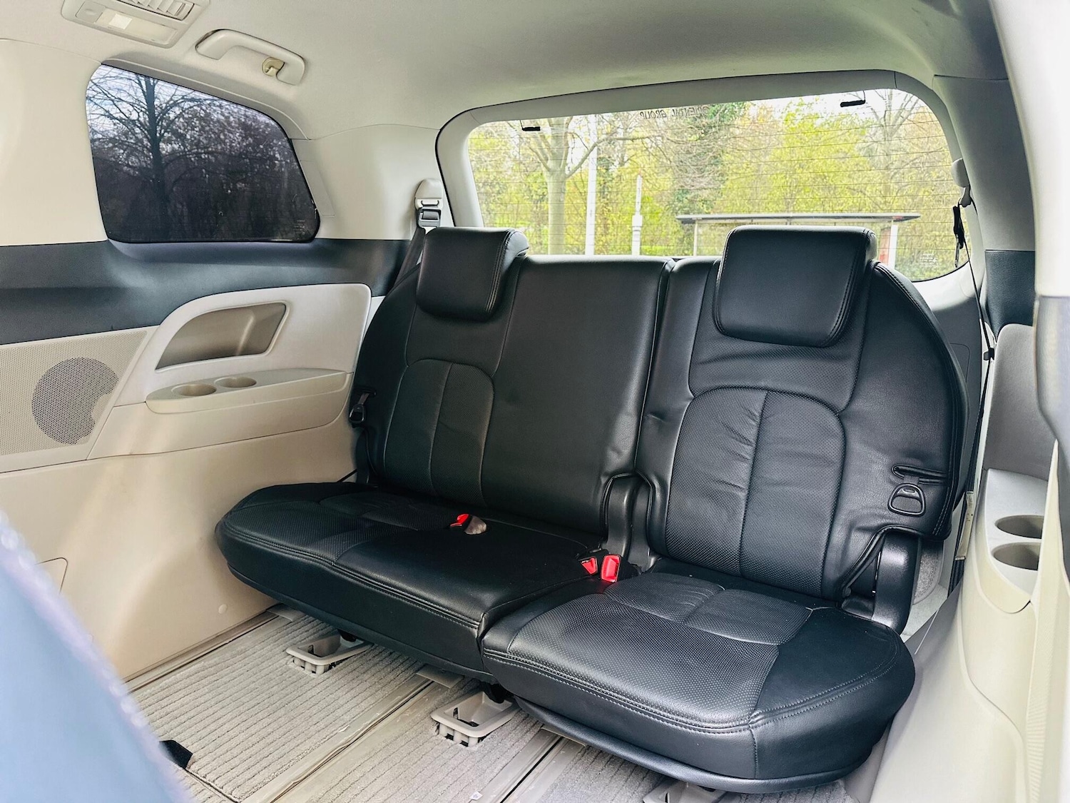 Used Toyota Estima 2025 for sale - 76557829: Photo 40