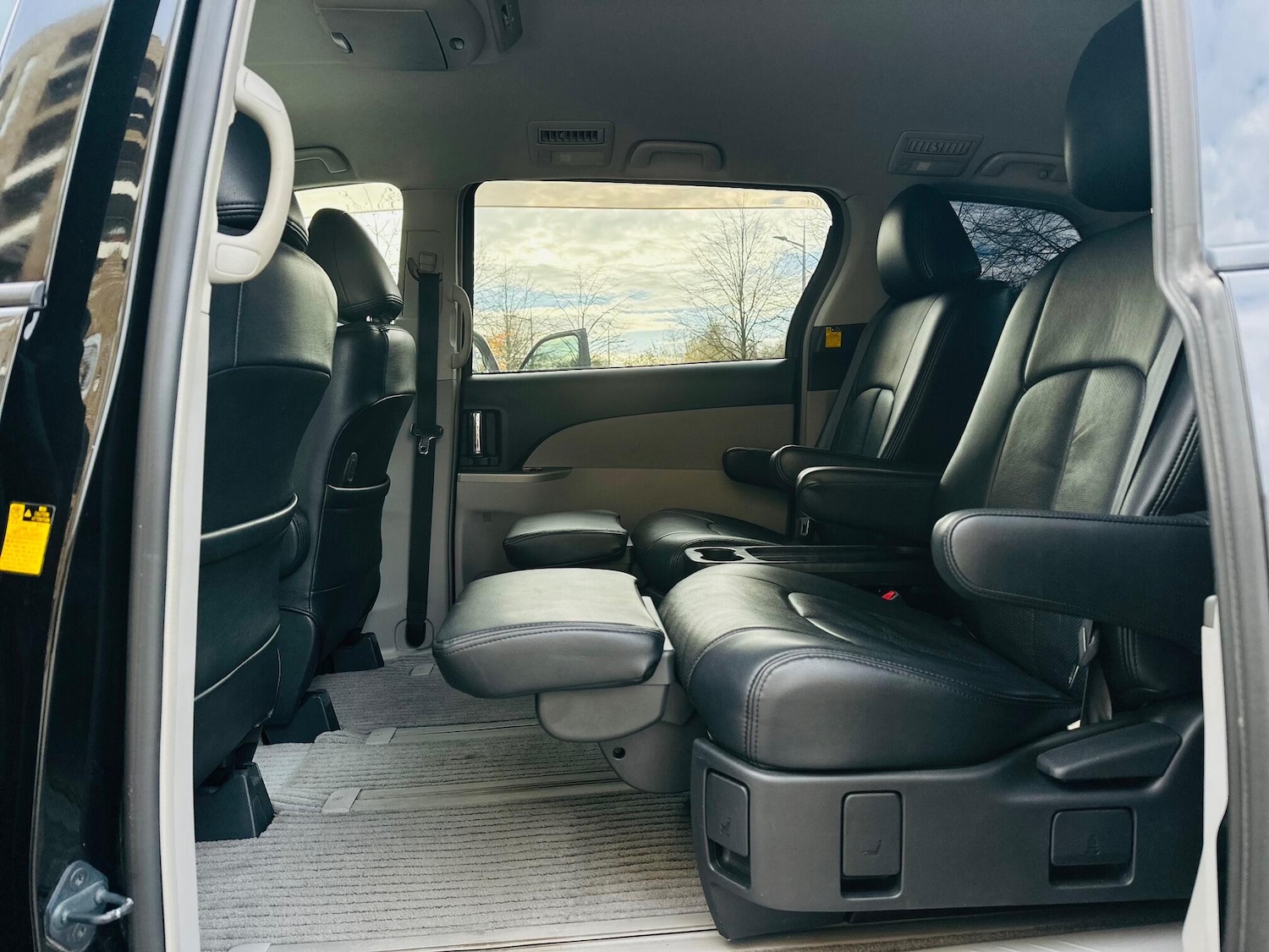 Used Toyota Estima 2025 for sale - 76557829: Photo 44