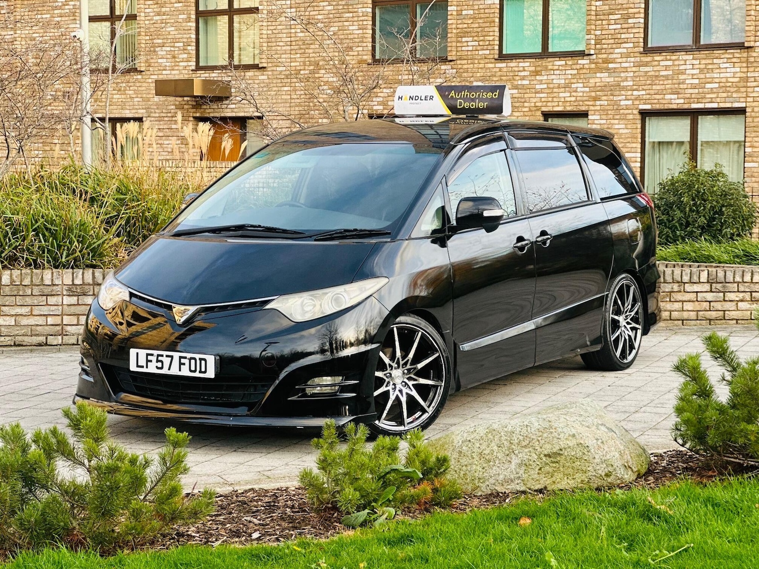 Used Toyota Estima 2025 for sale - 76557829: Photo 5