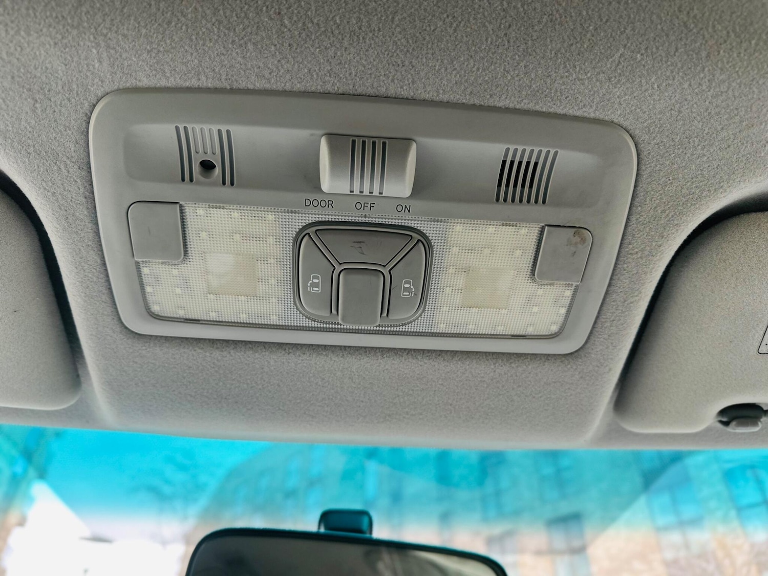 Used Toyota Estima 2025 for sale - 76557829: Photo 61