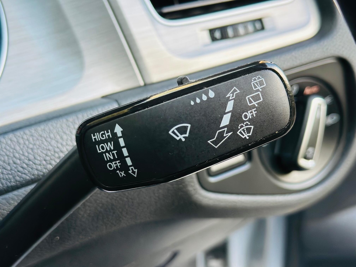 Used Volkswagen Scirocco 2015 for sale - 76505111: Photo 14