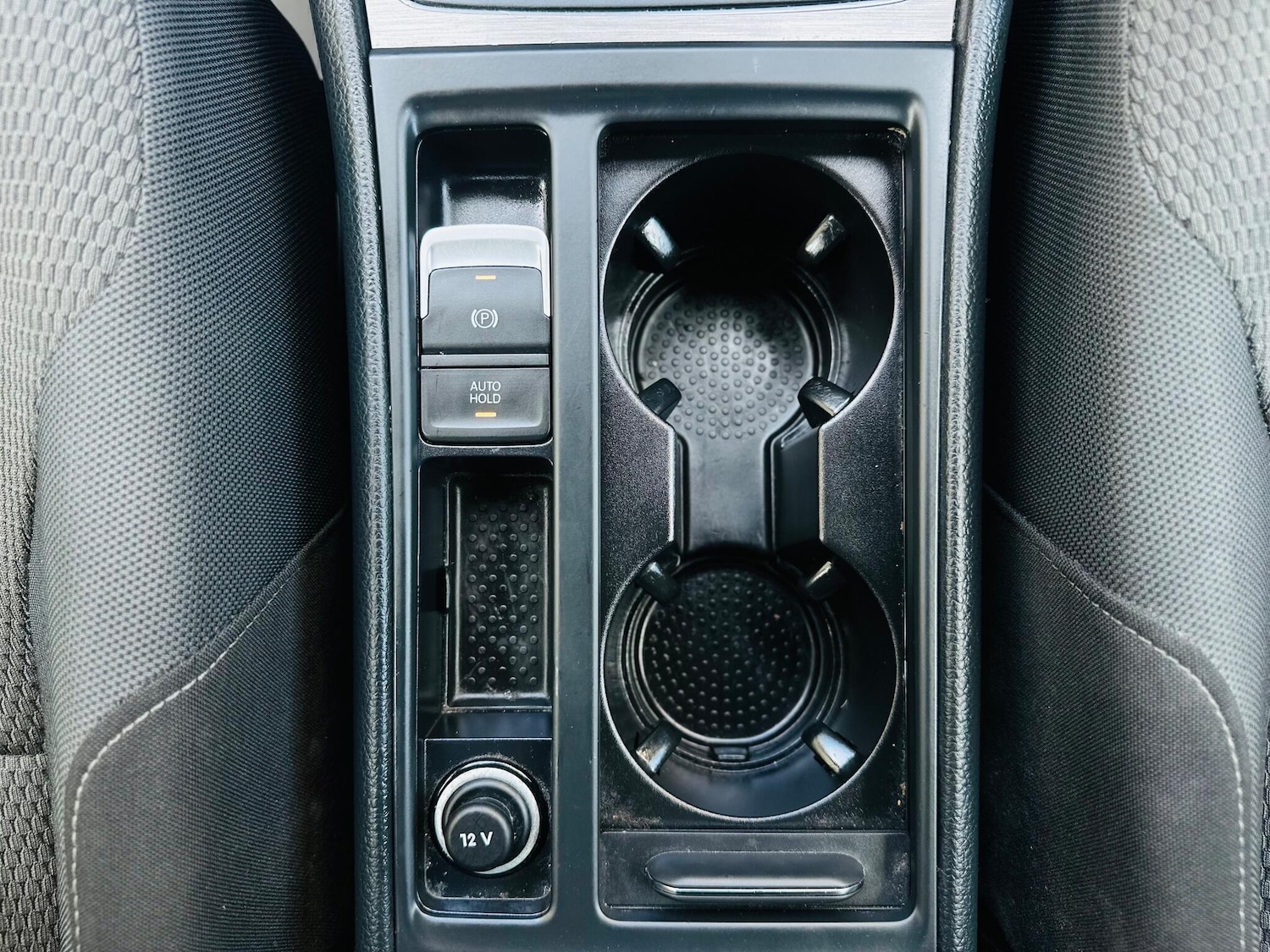 Used Volkswagen Scirocco 2015 for sale - 76505111: Photo 15