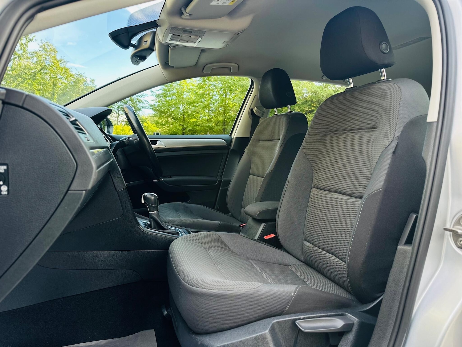 Used Volkswagen Scirocco 2015 for sale - 76505111: Photo 21