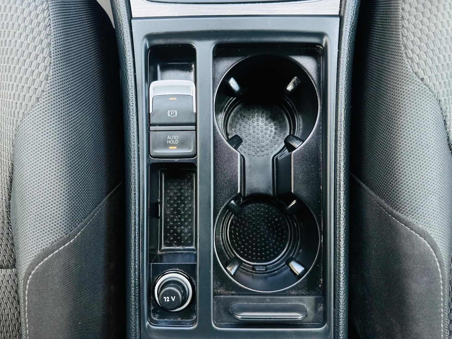 Used Volkswagen Scirocco 2015 for sale - 76505111: Photo 30