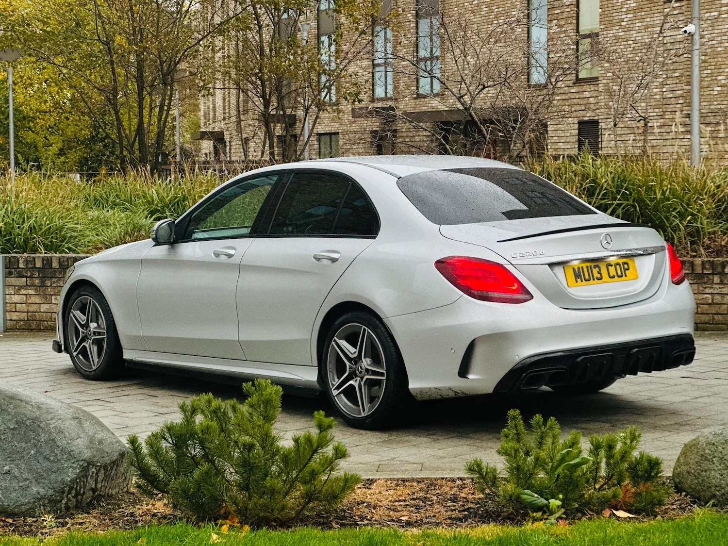 Used Mercedes-Benz C Class 2019 for sale - 76594702: Photo 2