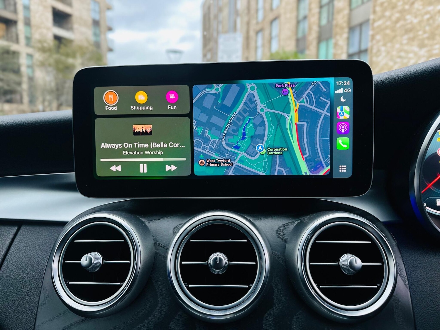 Used Mercedes-Benz C Class 2019 for sale - 76594702: Photo 5