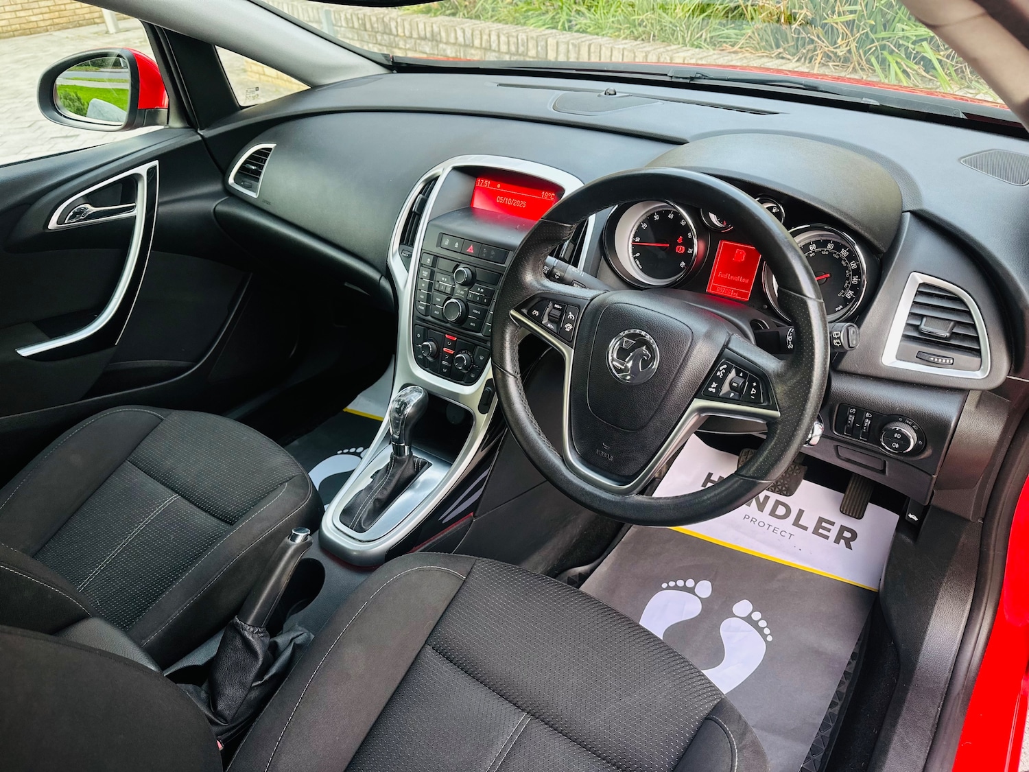 Used Vauxhall Astra 2014 for sale - 76404867: Photo 11