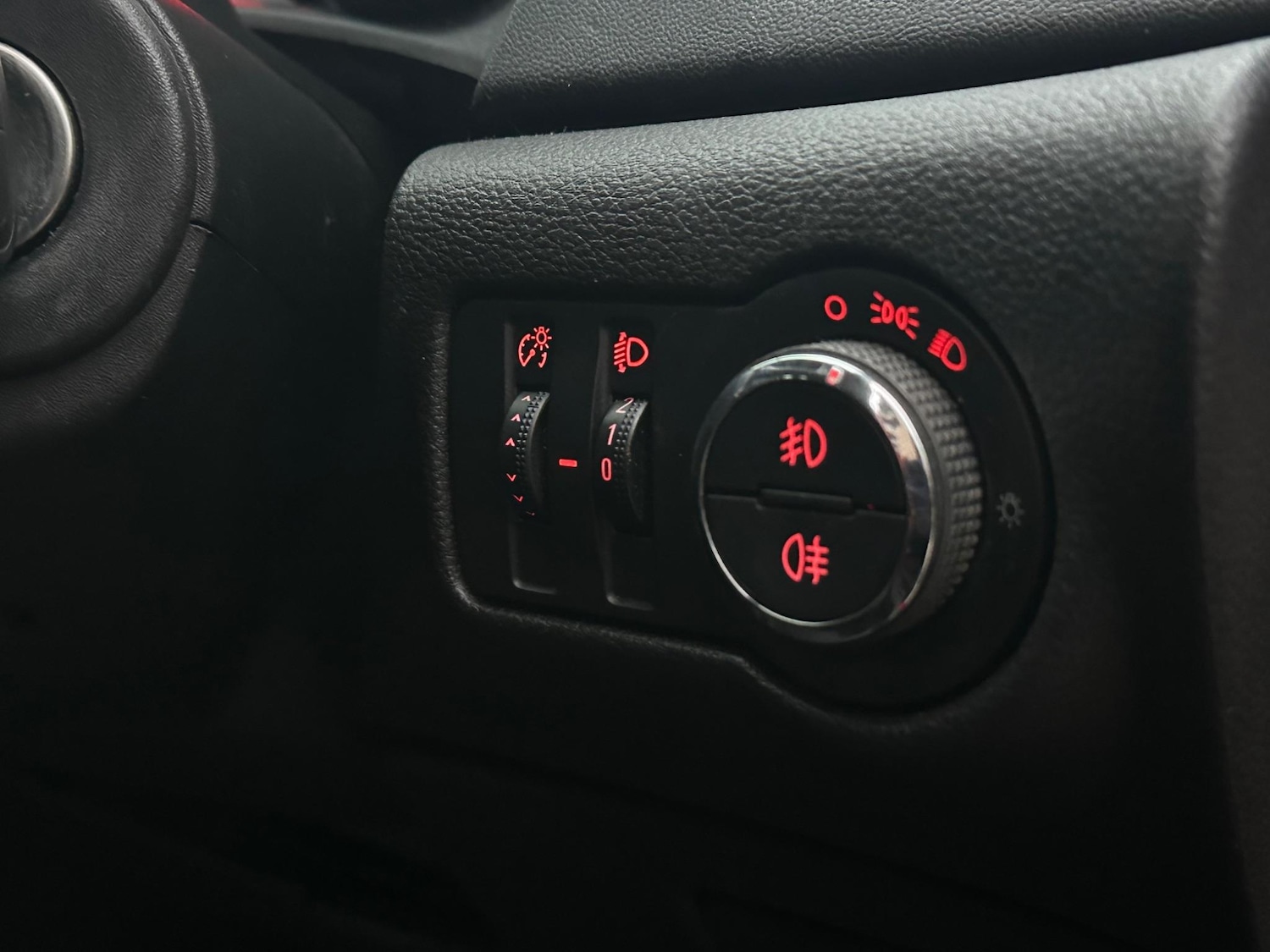 Used Vauxhall Astra 2014 for sale - 76404867: Photo 29