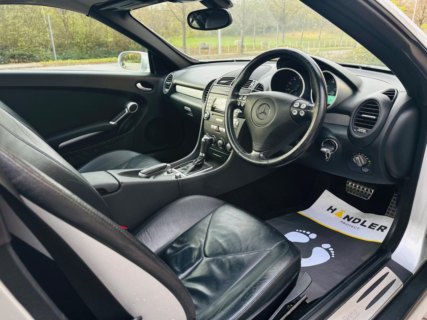 Used Mercedes-Benz SLK 2006 for sale - 76569316: Photo 2