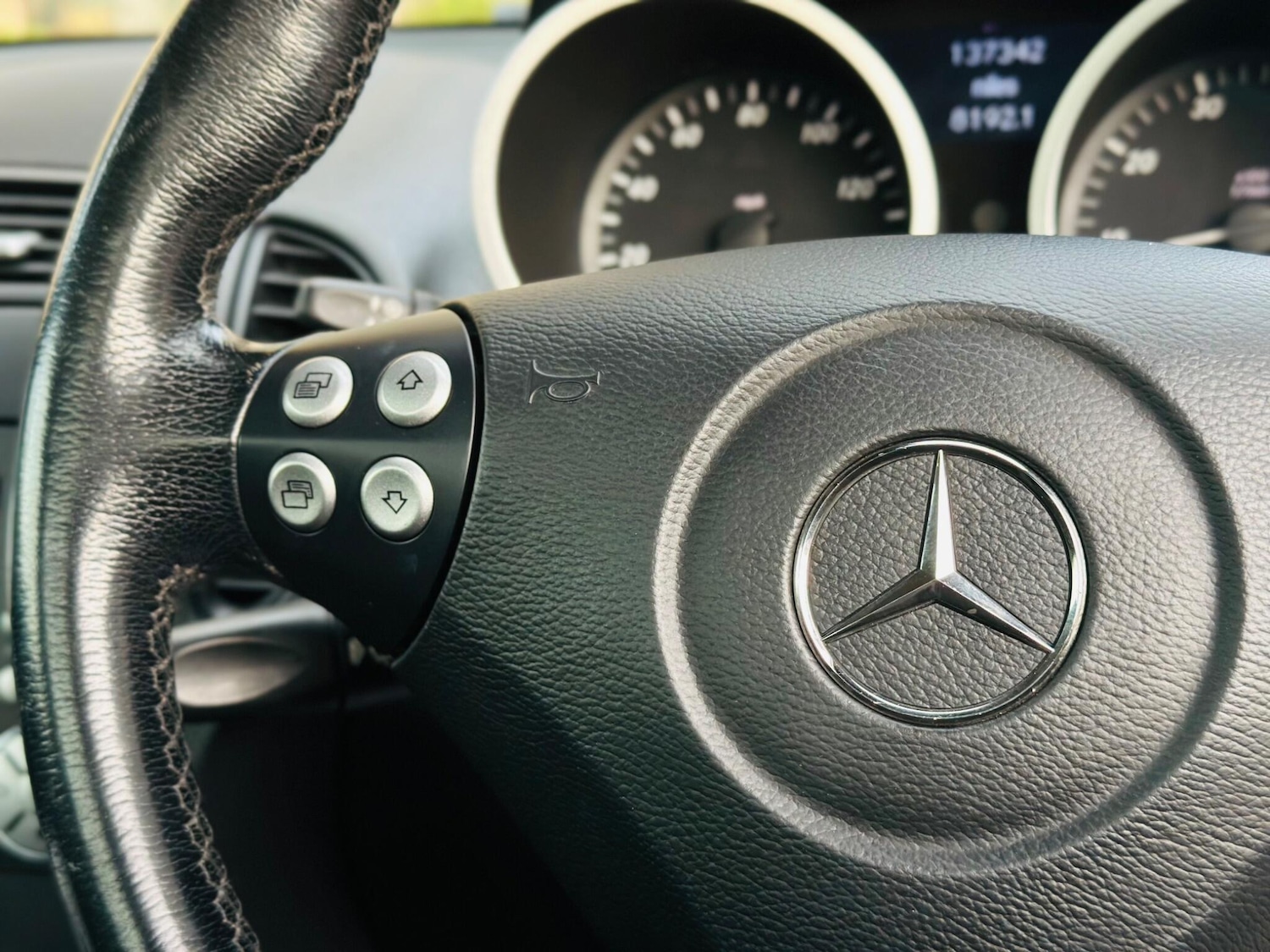 Used Mercedes-Benz SLK 2006 for sale - 76569316: Photo 24