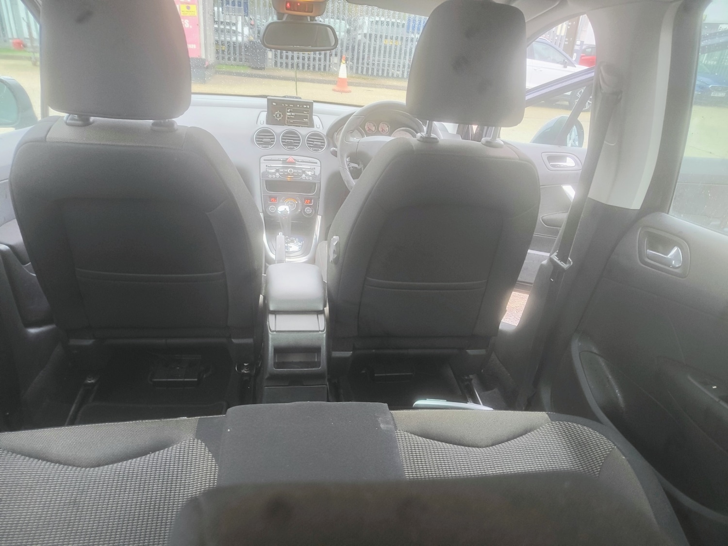 Used Peugeot 308 2013 for sale - 77915485: Photo 12