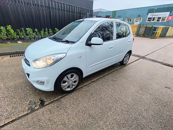 Used Hyundai i10 2013 for sale - 77607482: Photo