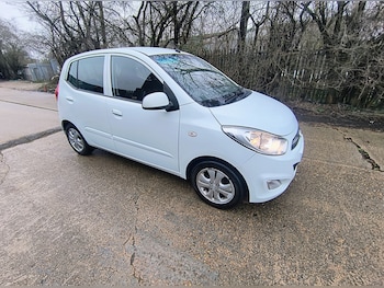 Used Hyundai i10 2013 for sale - 77607482: Photo