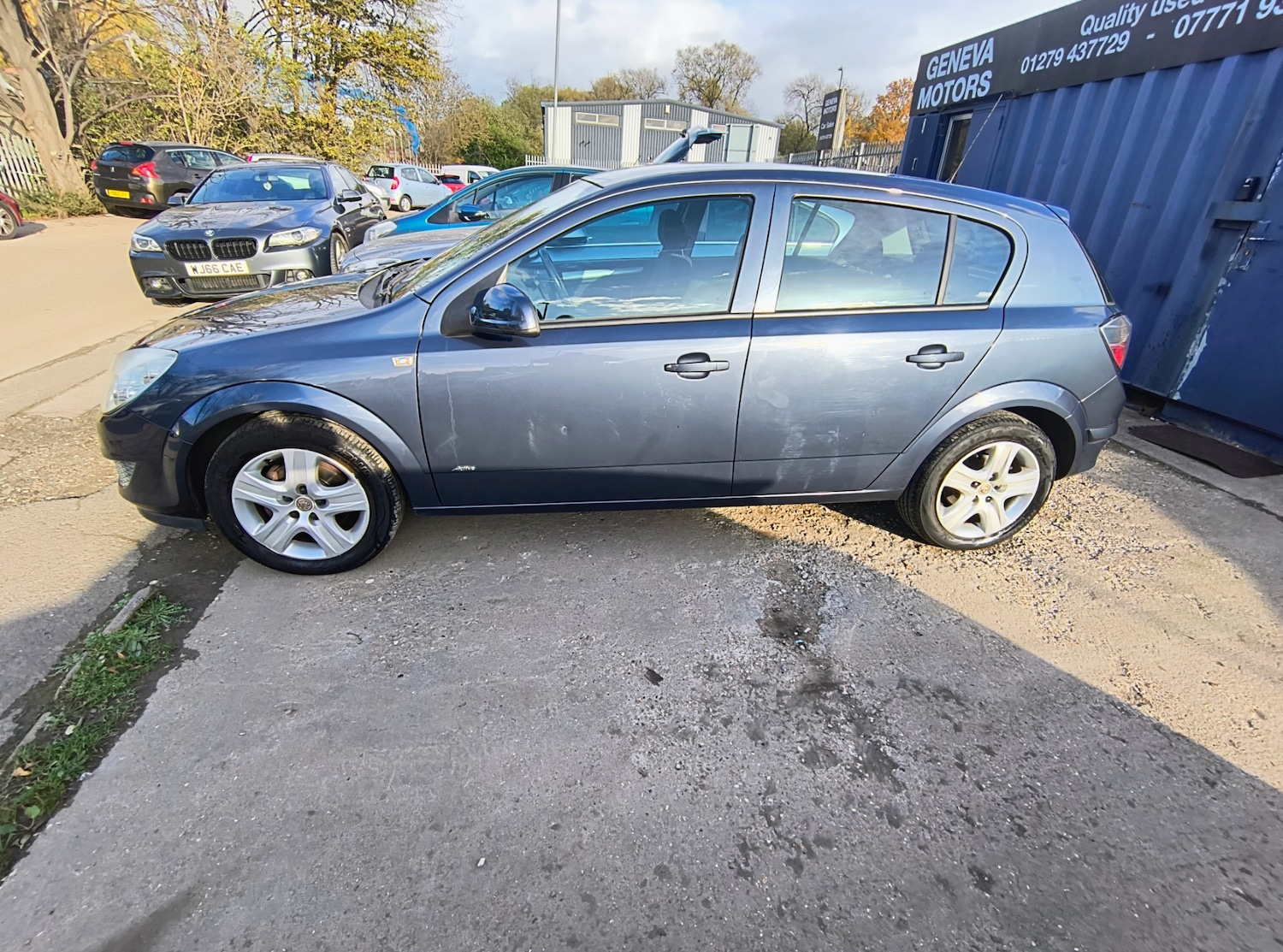 Used Volkswagen Polo 2012 for sale - 76387450: Photo 4