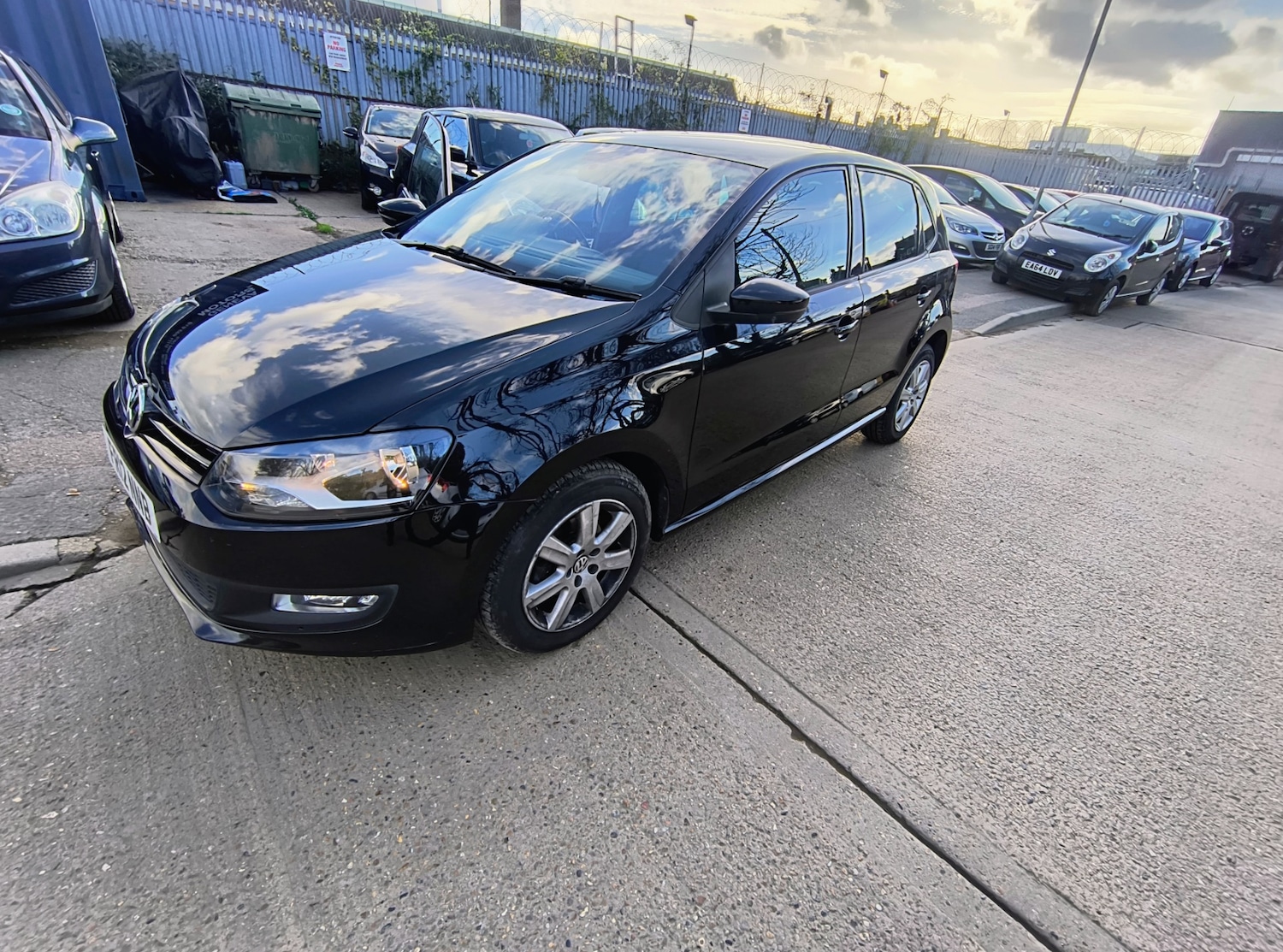 Used Volkswagen Polo 2012 for sale - 76387450: Photo 5