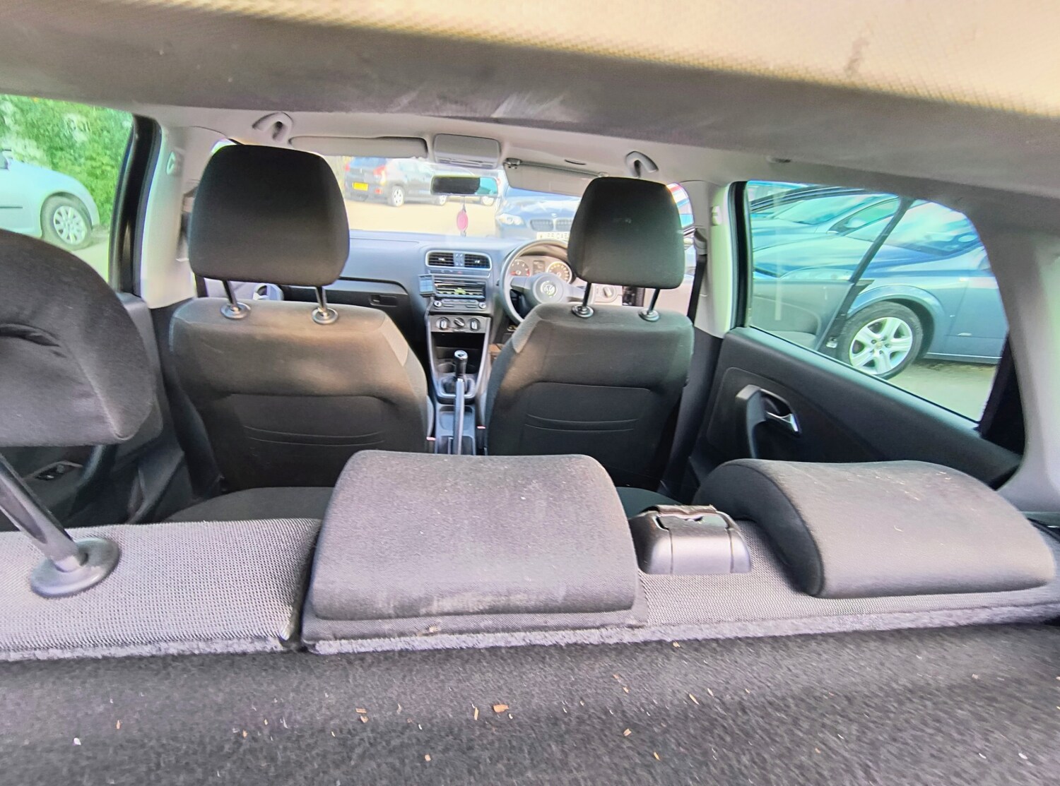 Used Volkswagen Polo 2012 for sale - 76387450: Photo 8