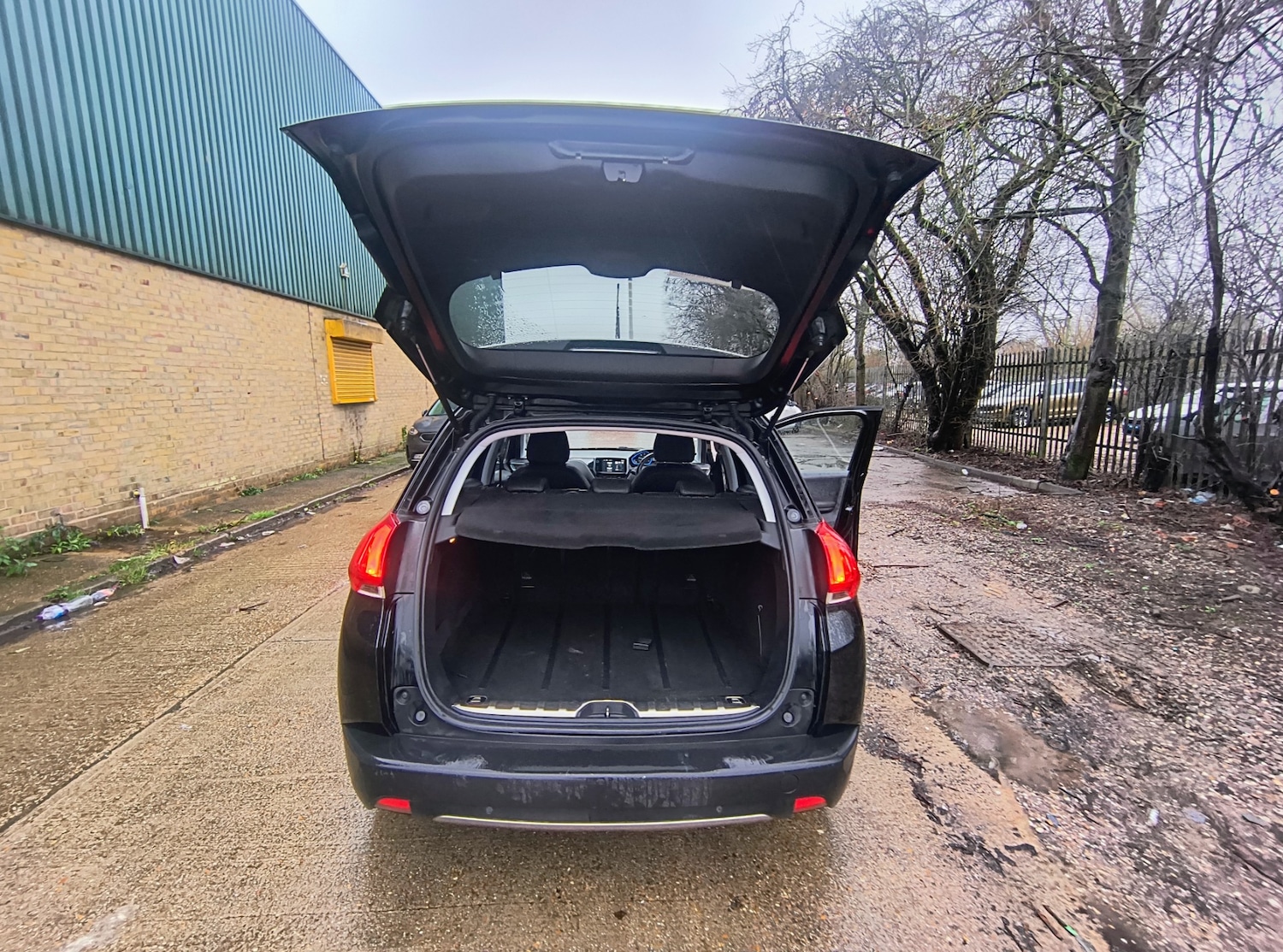 Used Peugeot 2008 2014 for sale - 77336348: Photo 10