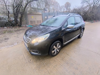 Used Peugeot 2008 2014 for sale - 77336348: Photo
