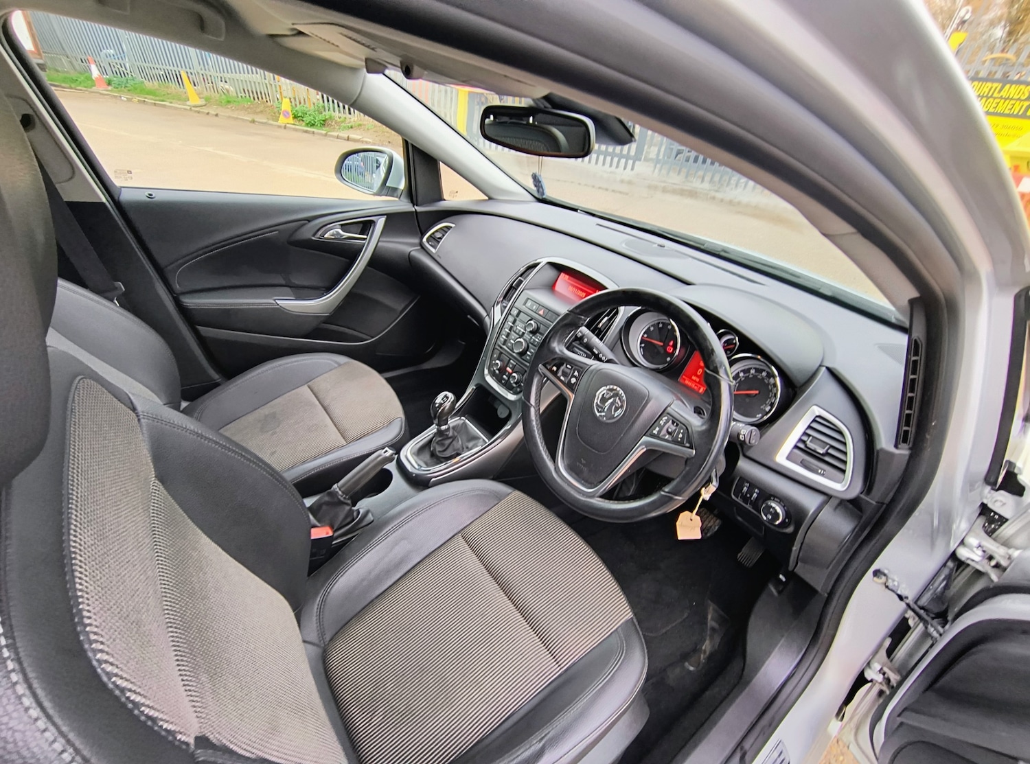 Used Vauxhall Astra 2014 for sale - 76492470: Photo 9