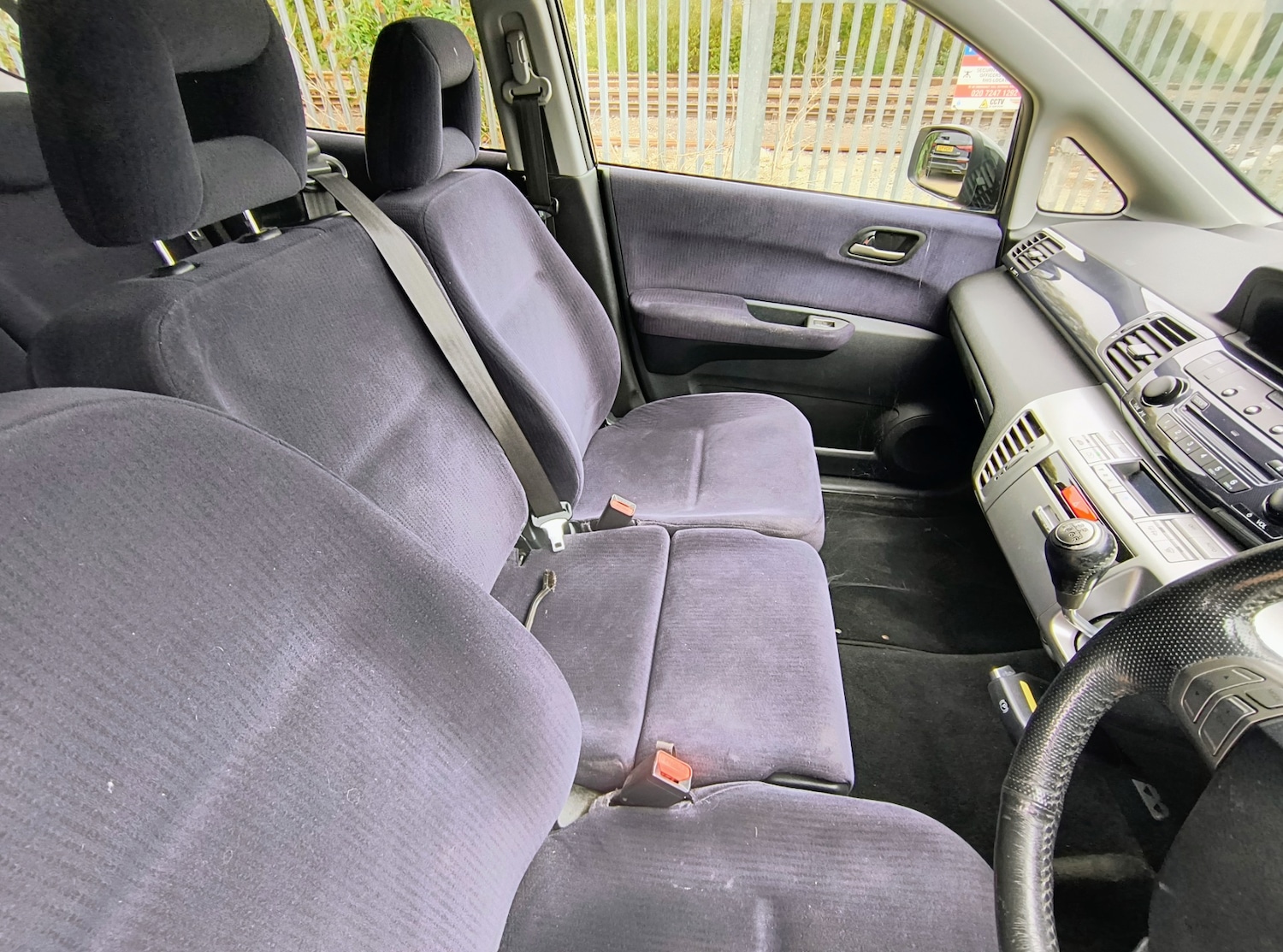 Used Honda FR-V 2009 for sale - 76128657: Photo 11