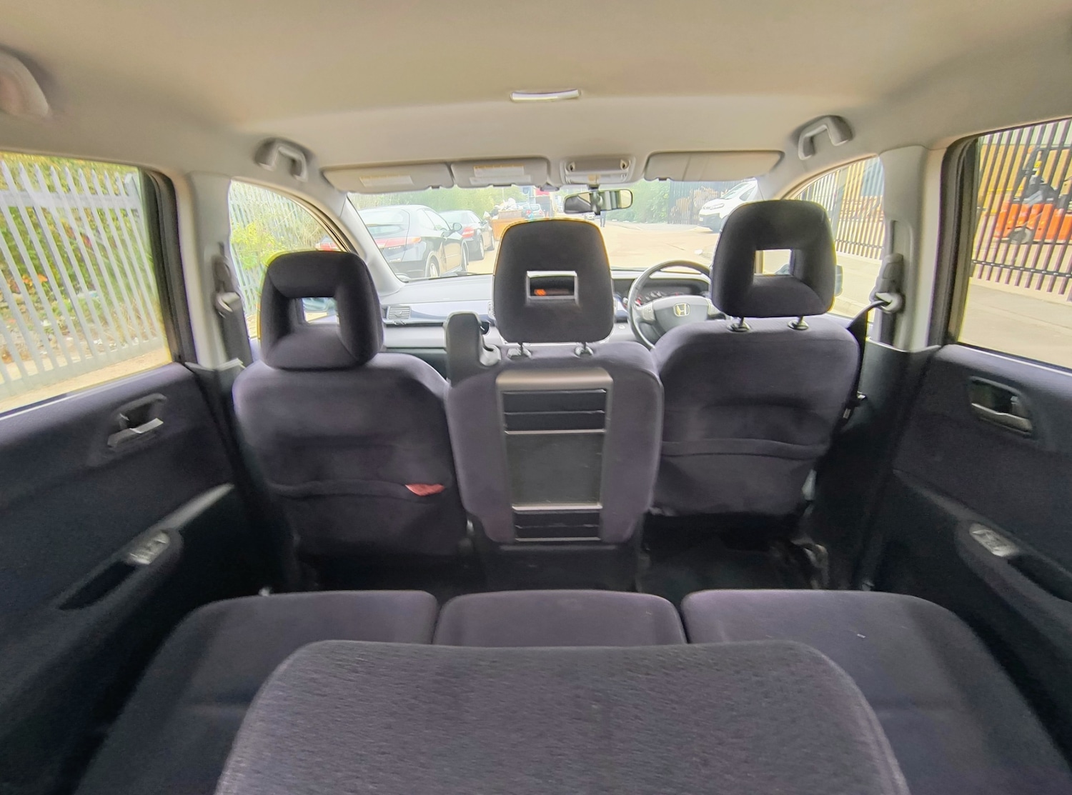 Used Honda FR-V 2009 for sale - 76128657: Photo 16
