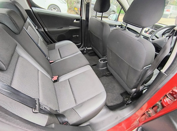 Used Peugeot 207 2010 for sale - 76264310: Photo 12