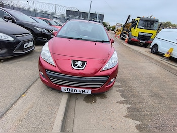 Used Peugeot 207 2010 for sale - 76264310: Photo 2