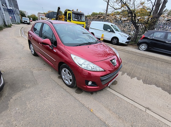 Used Peugeot 207 2010 for sale - 76264310: Photo 3