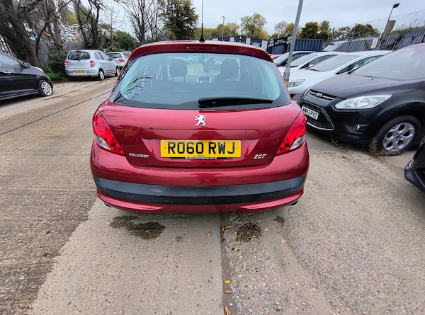 Used Peugeot 207 2010 for sale - 76264310: Photo 5