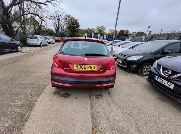 Used Peugeot 207 2010 for sale - 76264310: Photo 9