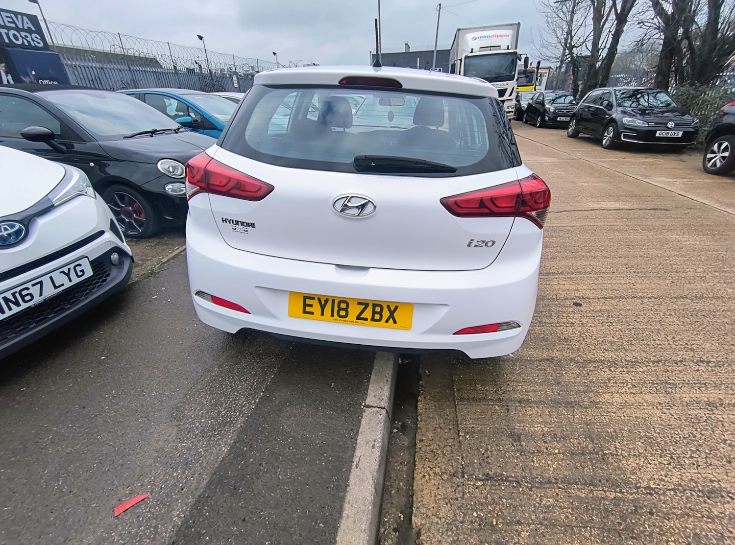 Used Hyundai i20 2018 for sale - 77409268: Photo 6