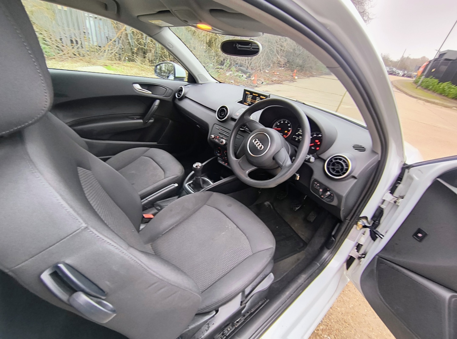 Used Audi A1 2015 for sale - 77325952: Photo 10