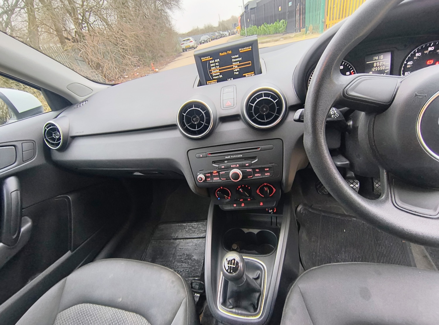 Used Audi A1 2015 for sale - 77325952: Photo 11