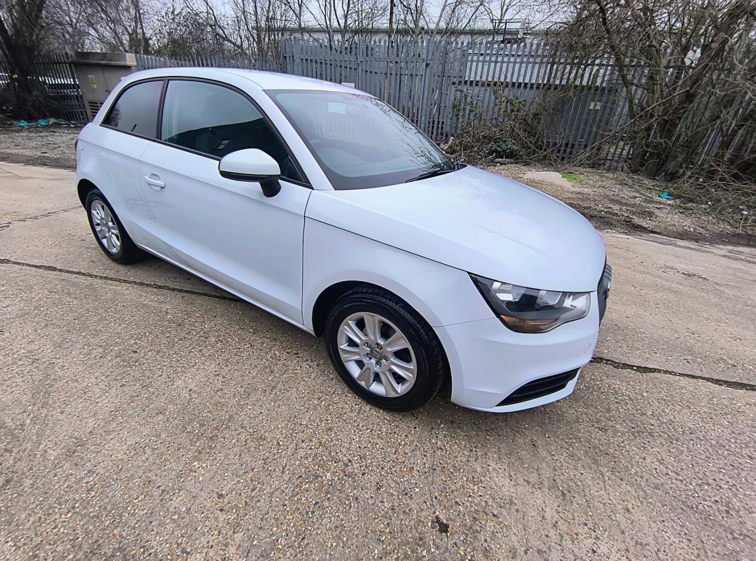 Used Audi A1 2015 for sale - 77325952: Photo 3