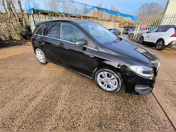 Mercedes-Benz - B Class