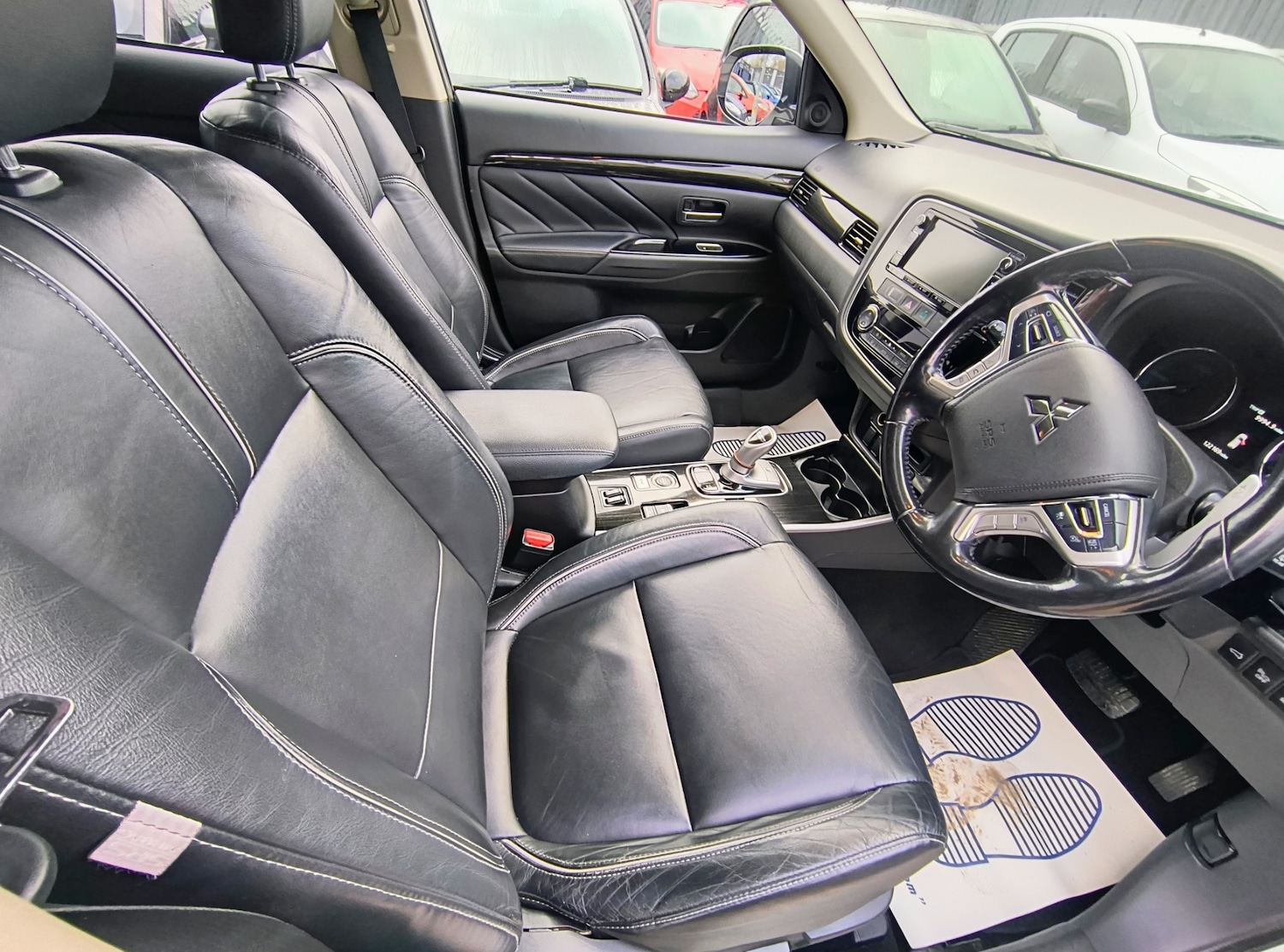 Used Mitsubishi Outlander 2017 for sale - 77233824: Photo 15