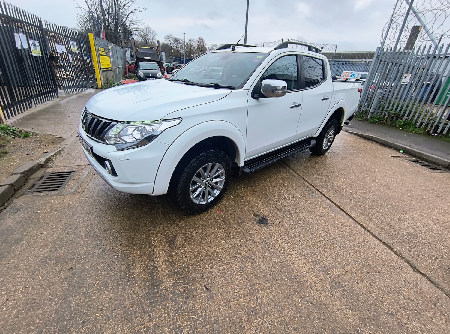 Used Mitsubishi L200 2018 for sale - 76971876: Photo 2