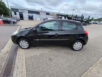 Used Renault Clio 2009 for sale - 79272176: Photo