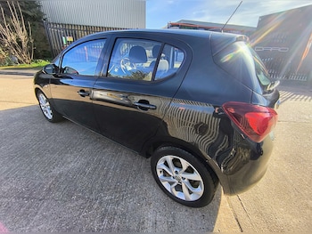 Used Vauxhall Corsa 2016 for sale - 77716576: Photo