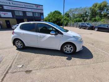 2015 (15) - 1.2 VTi Style 5dr