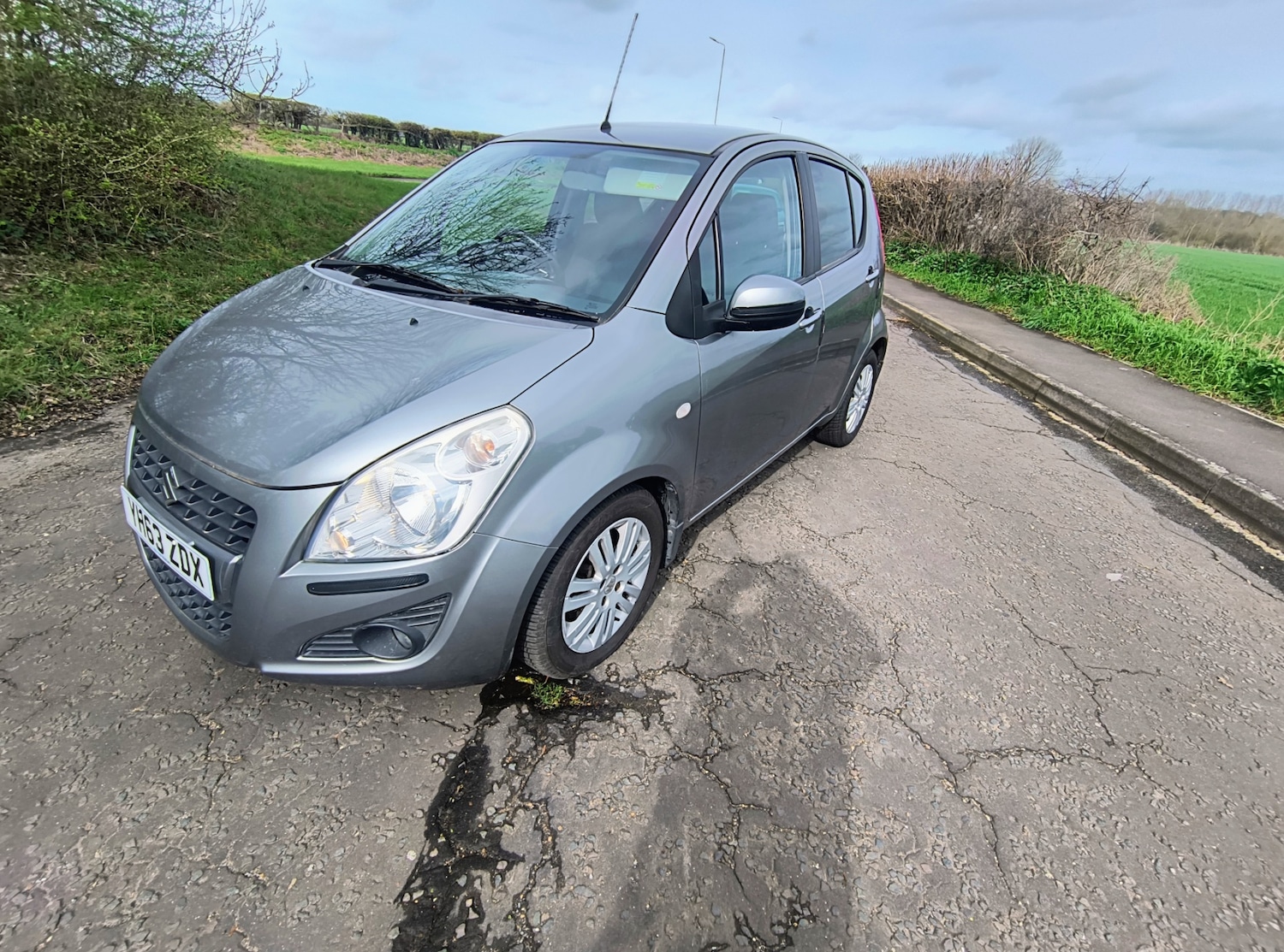 Used Suzuki Splash 2013 for sale - 77873154: Photo 3