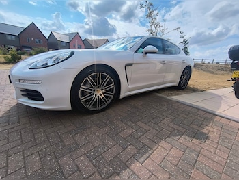 Used Porsche Panamera 2015 for sale - 79542920: Photo