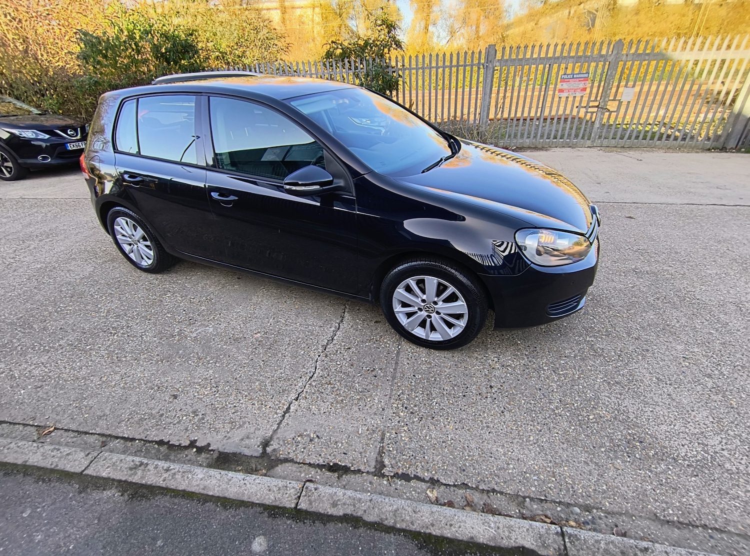 Used Volkswagen Golf 2011 for sale - 76599567: Photo 3